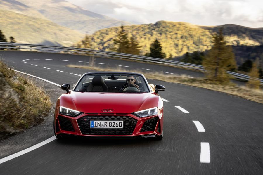  Audi R8 V10 RWD Spyder 2019 года  (WW) (фото 7 из 36)
